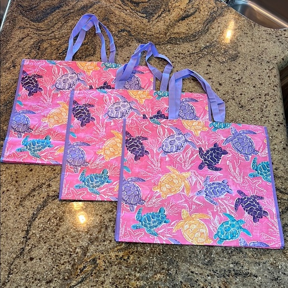 TJ Maxx | Set of 3 Reusable Totes Adorable Pink Sea Turtles - Picture 1 of 3